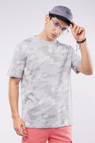 Oversized Camouflage T-Shirt - Grey - Mendeez