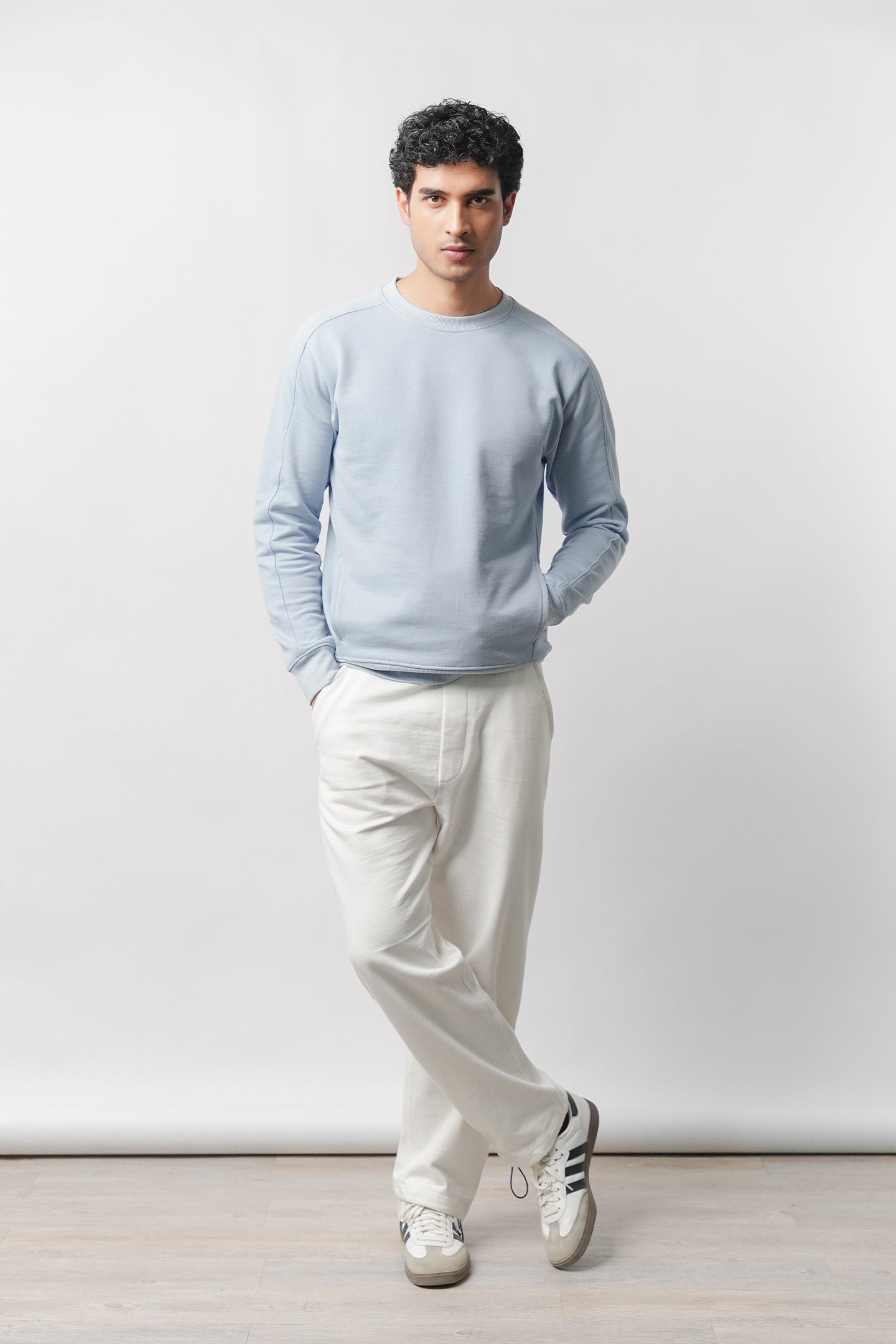 Side-Pocket Sweatshirt - Sky Blue - Mendeez