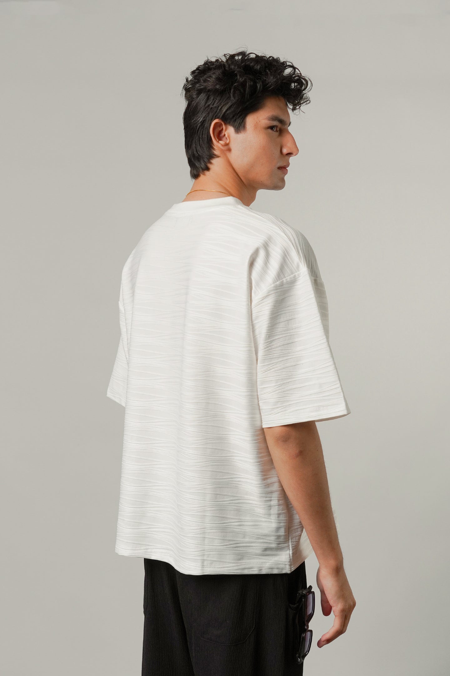 Oversized Textured Tee - White - FA - Mendeez