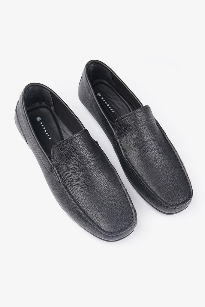 Classic Loafer Shoes - Black - Mendeez