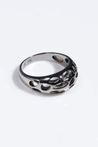 Antique Cut Out Ring - Grey - Mendeez