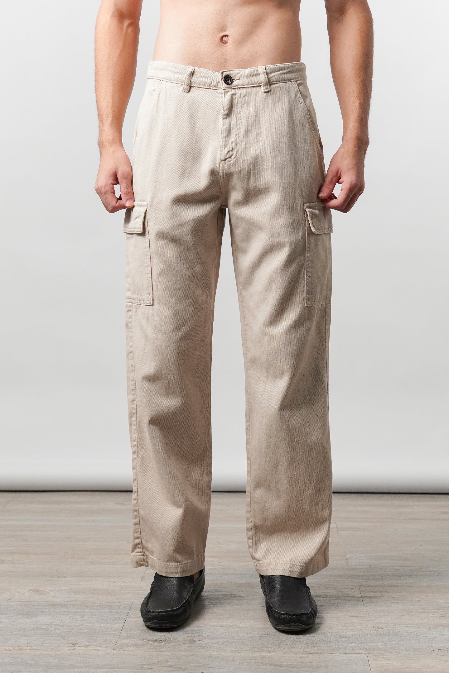 Loose Fit Cargo - Beige - Mendeez