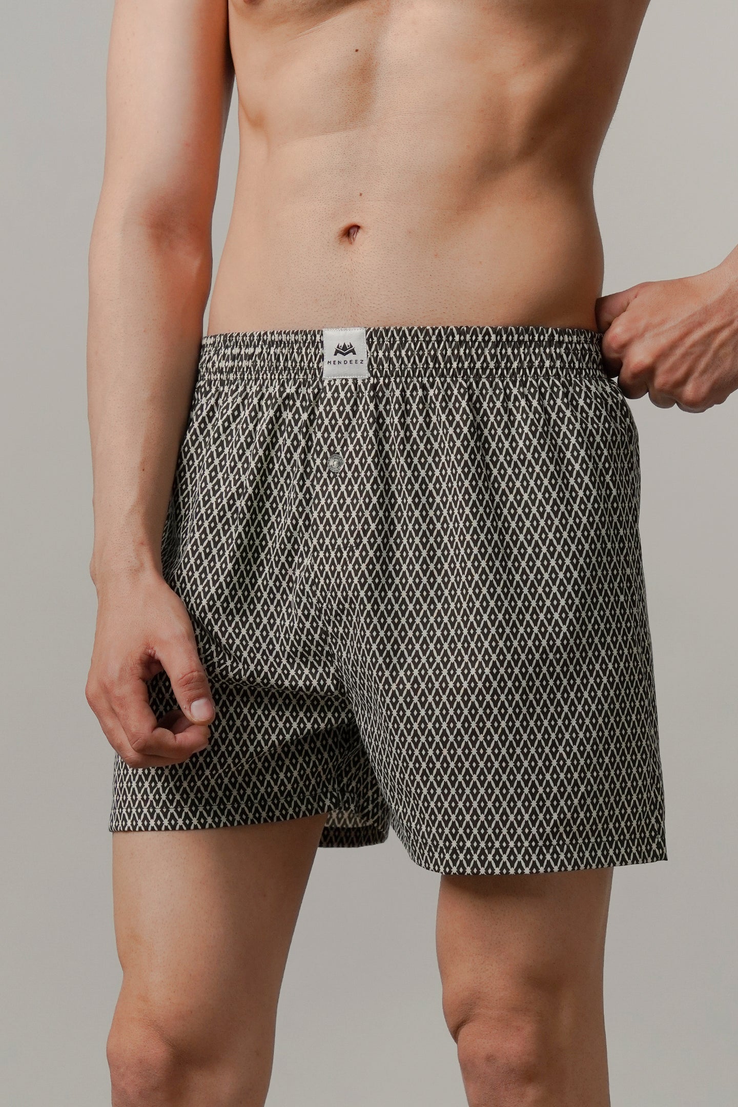 Printed Woven Boxer Shorts - Black - Mendeez