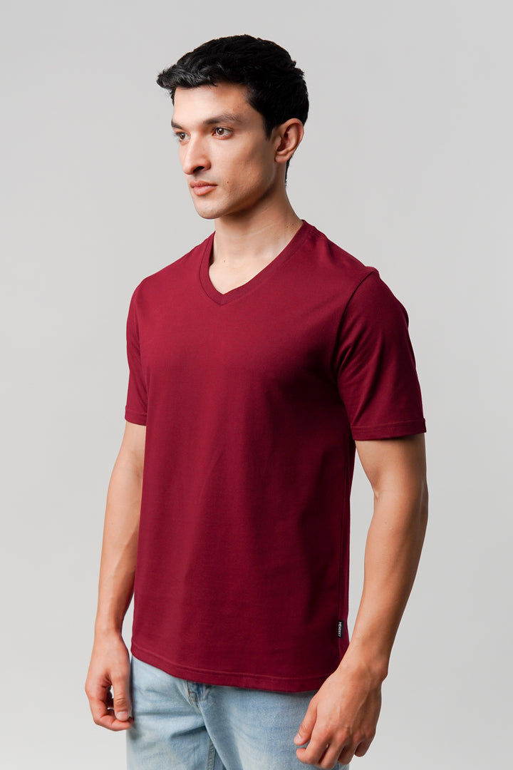 Regular Fit V-Neck T-Shirt - Maroon - Mendeez