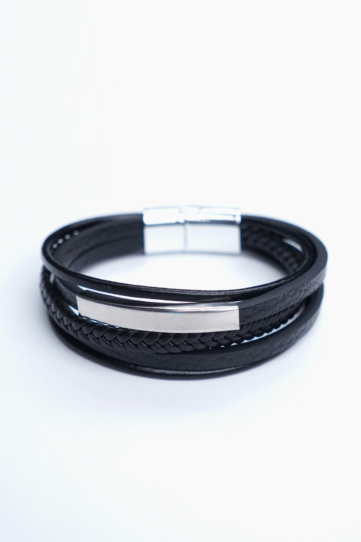 Multi-Layer Black Bracelet with Silver Bar - Mendeez