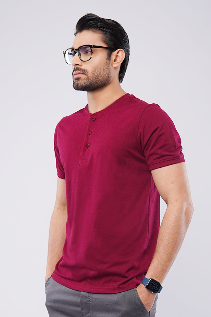 Berry Rush Henley T-shirt - Mendeez PK 