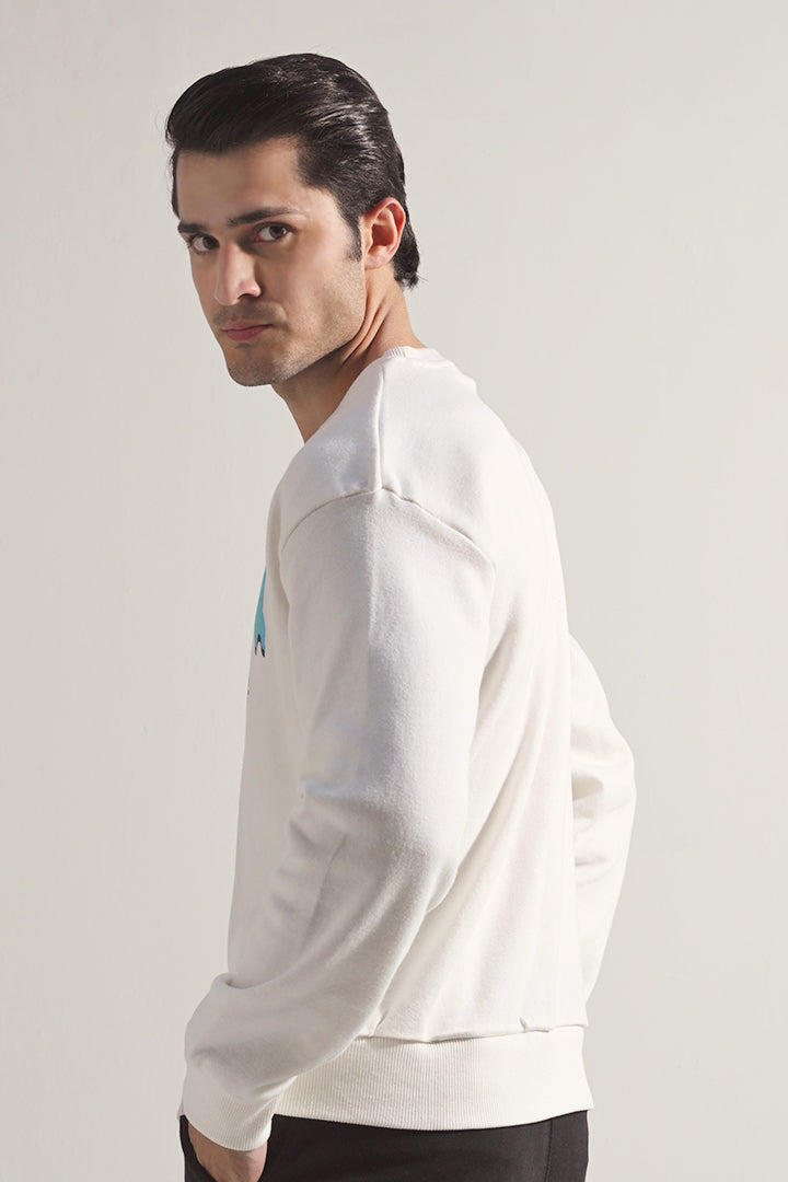 Oversized Graphic Sweatshirt - White - Mendeez