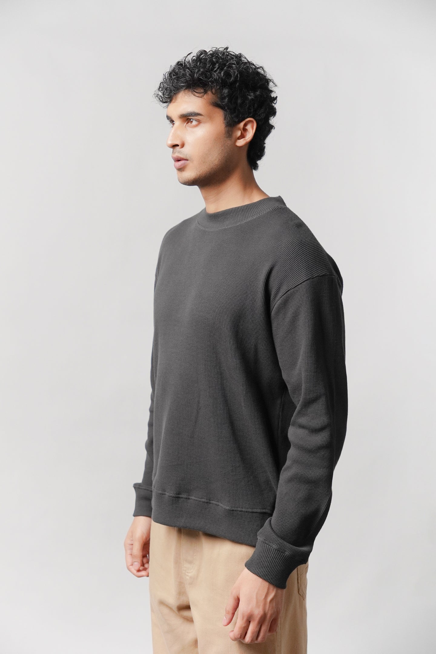 Mock Neck Sweatshirt - Dark Grey - Mendeez