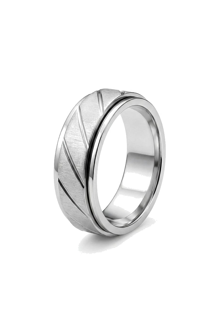 Diagonal Striped Band Ring - Silver - Mendeez