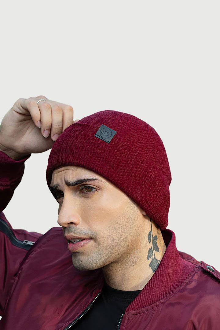 Crimson Crest Beanie - Mendeez PK 