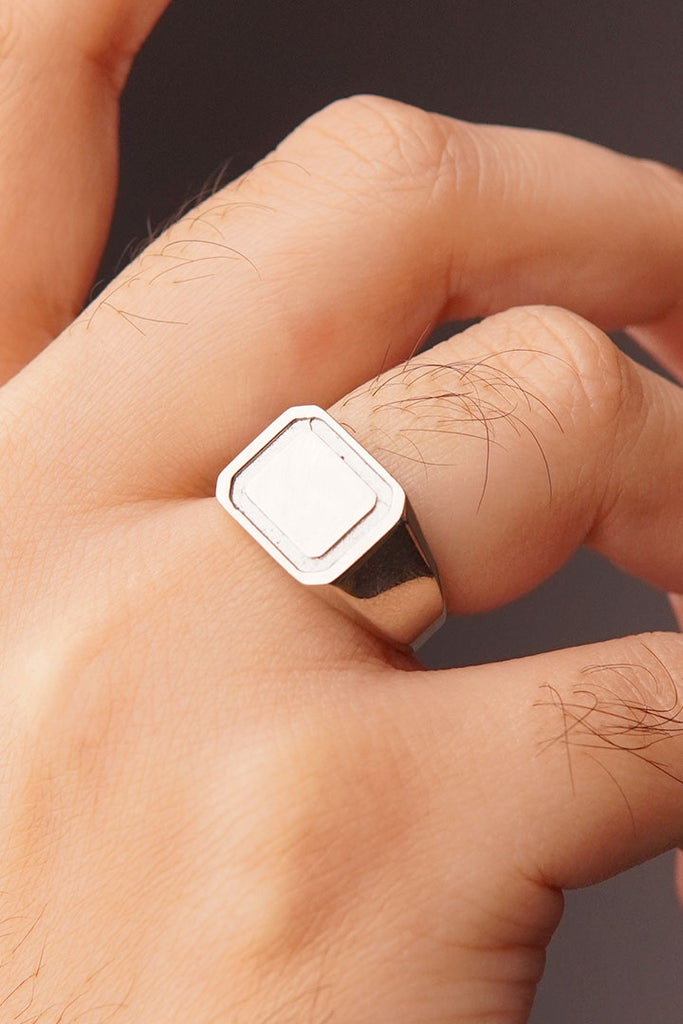 Rectangle Signet Ring - Silver - Mendeez
