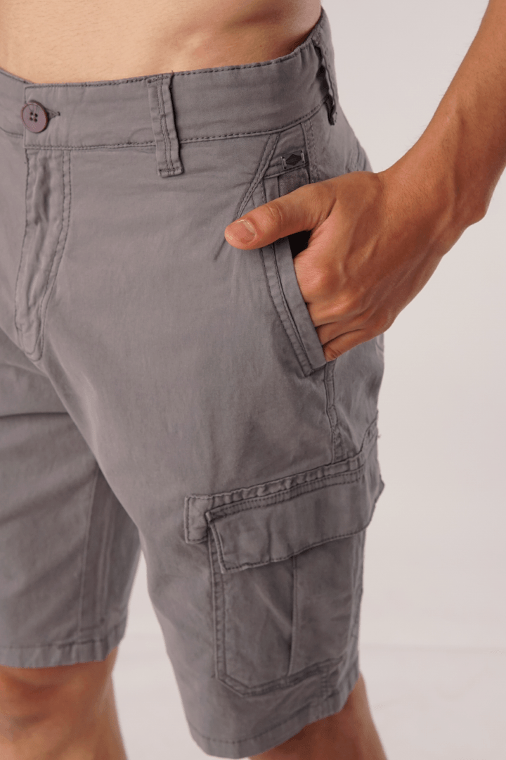 Soot Cargo Shorts - Mendeez PK 
