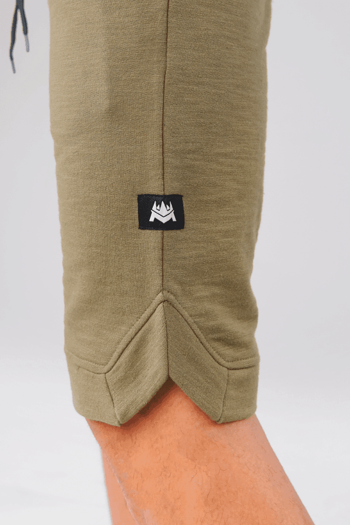 Moss Casual Shorts - Mendeez PK 