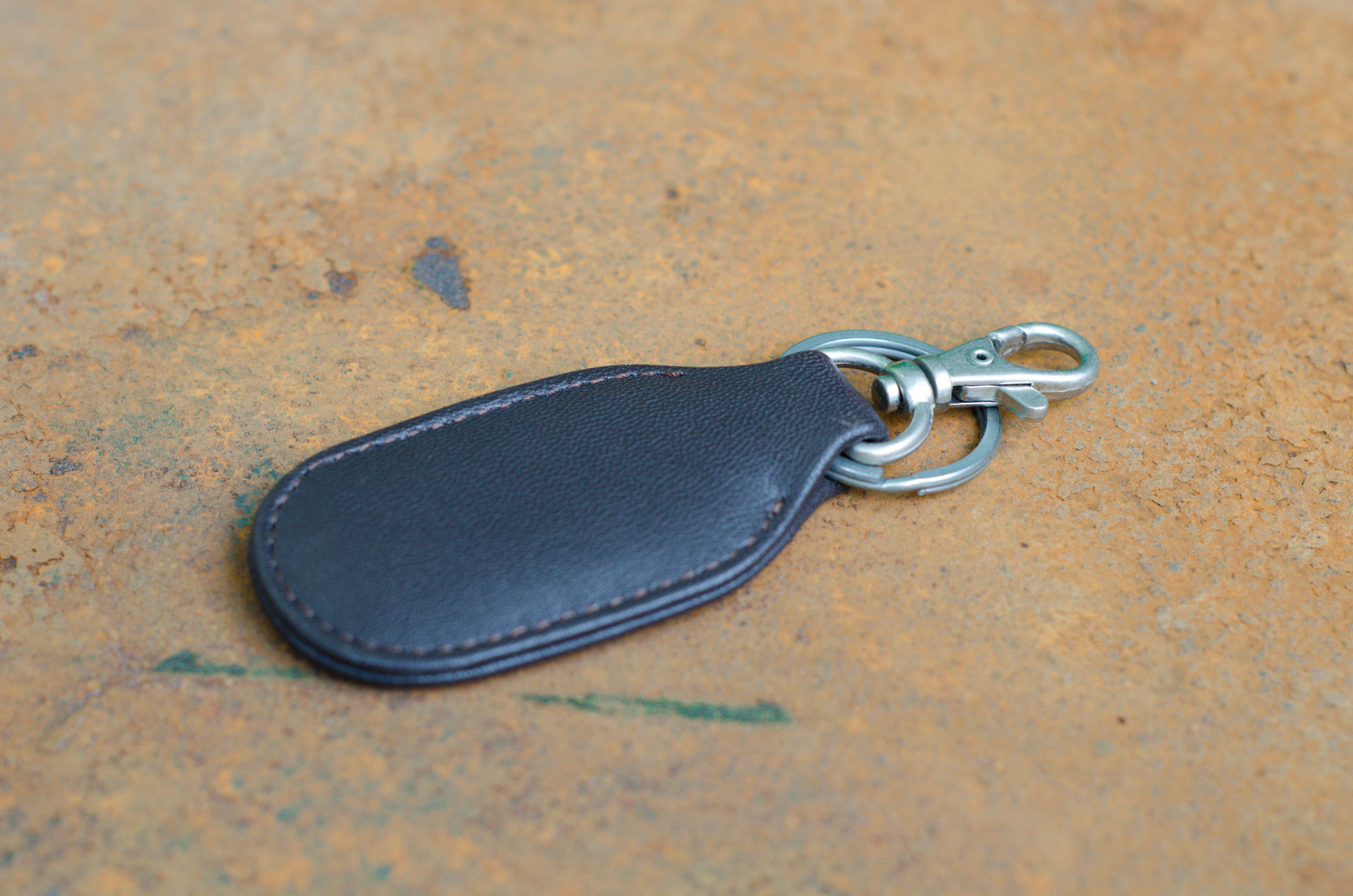 Black Leather Keychain (1374307450989)