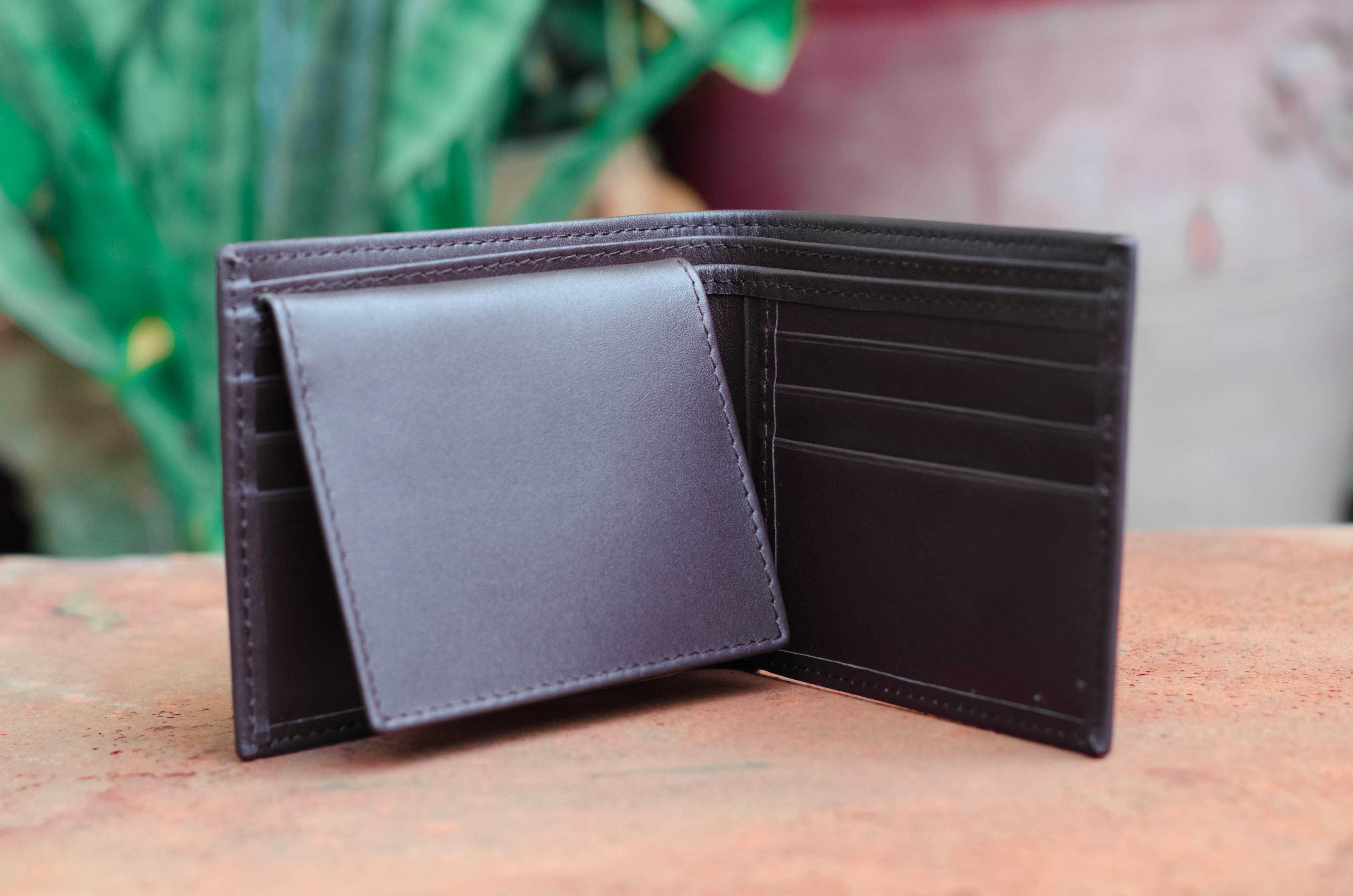 Brown Tri-Fold Leather Slim Wallet (1374308630637)