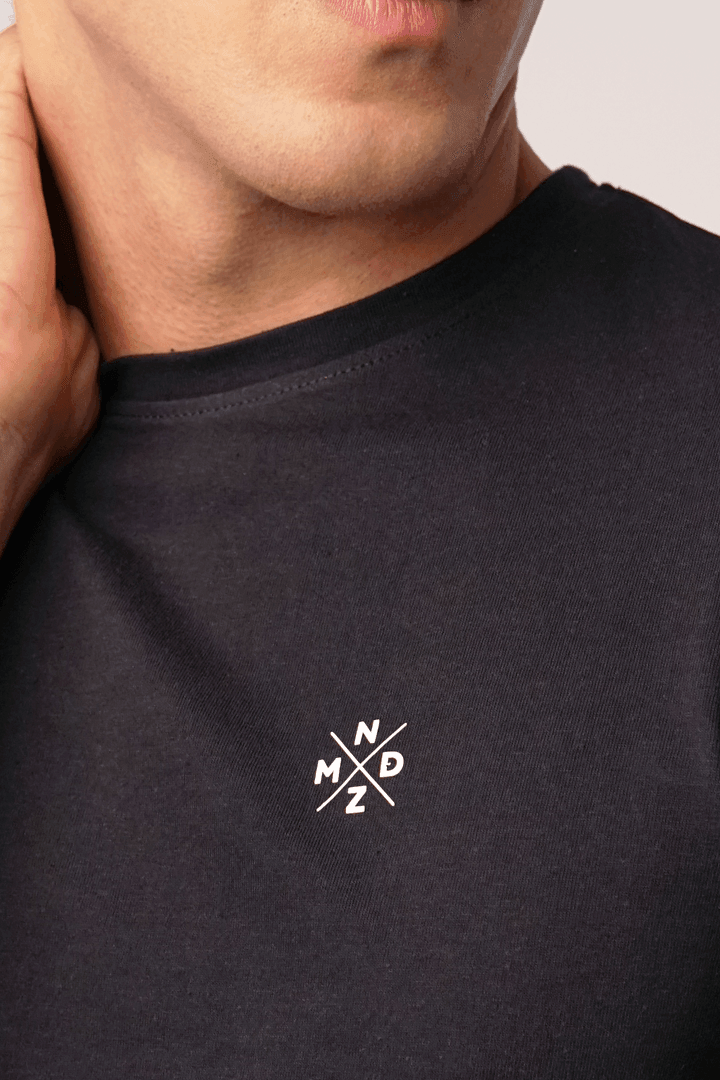 Ebony Crew-Neck T-Shirt-MENDEEZ-T-Shirts